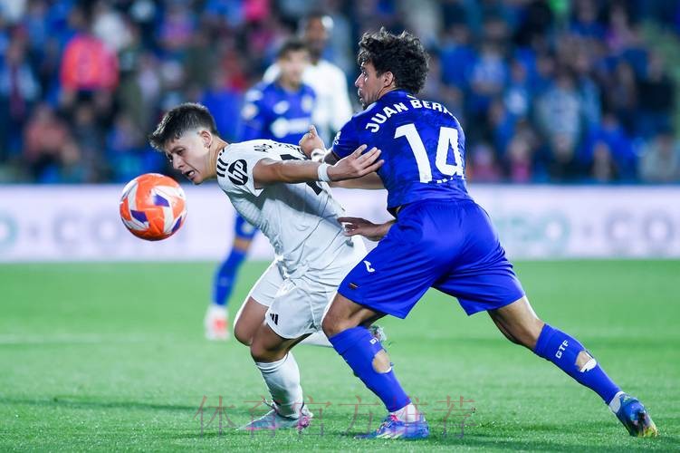 西甲-大冷!米利唐送礼 皇马0-1赫塔菲终结11轮不败 西甲-大冷!米利唐送礼 皇马0-1赫塔菲终结11轮不败