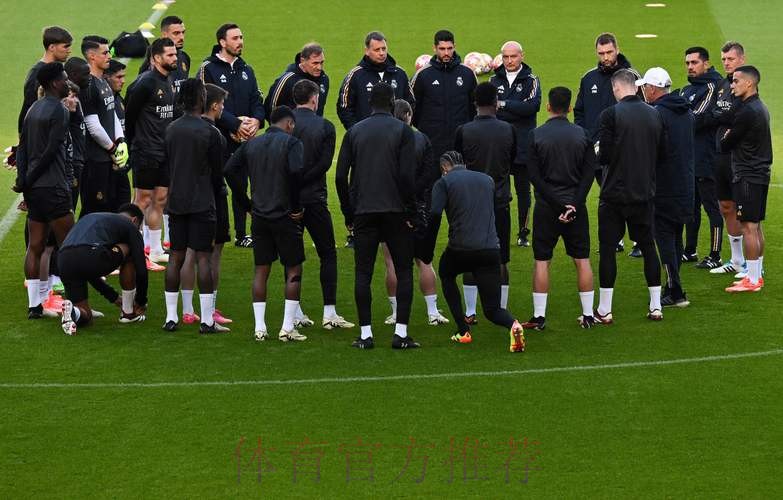 今夏没巡回赛 皇马仍旧在自家训练基地进行备战 今夏没巡回赛 皇马仍旧在自家训练基地进行备战