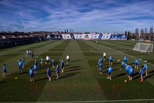 今夏没巡回赛 皇马仍旧在自家训练基地进行备战 今夏没巡回赛 皇马仍旧在自家训练基地进行备战